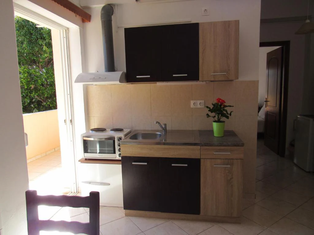 Junior Apartment kitchenette
